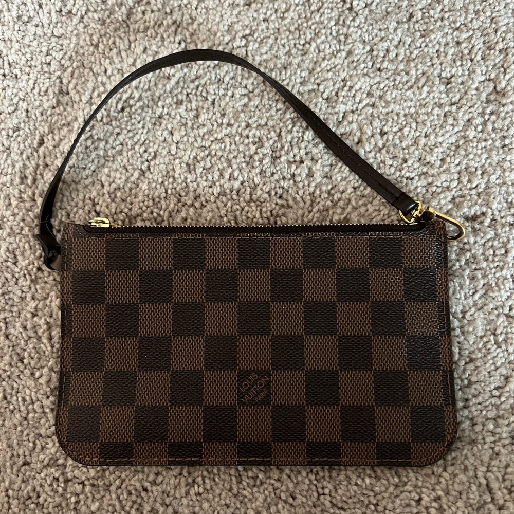 Authentic Louis Vuitton neverfull PM NEW damier clutch pouch